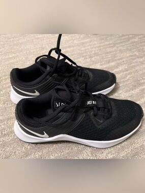 Nike Women’s MC Trainer Sneakers - 'Just Do It' Strap